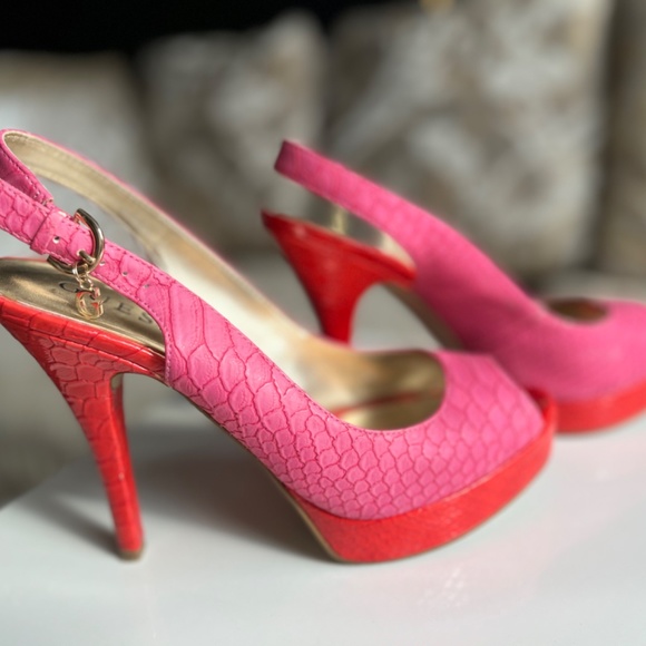 Shoes - Picture 4 of 7